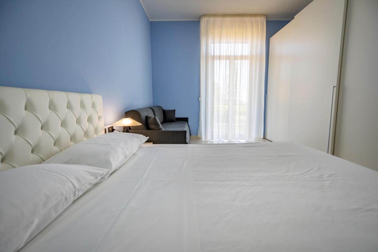 Villa Floyd Charming Rooms B&B Pachino Bagian luar foto